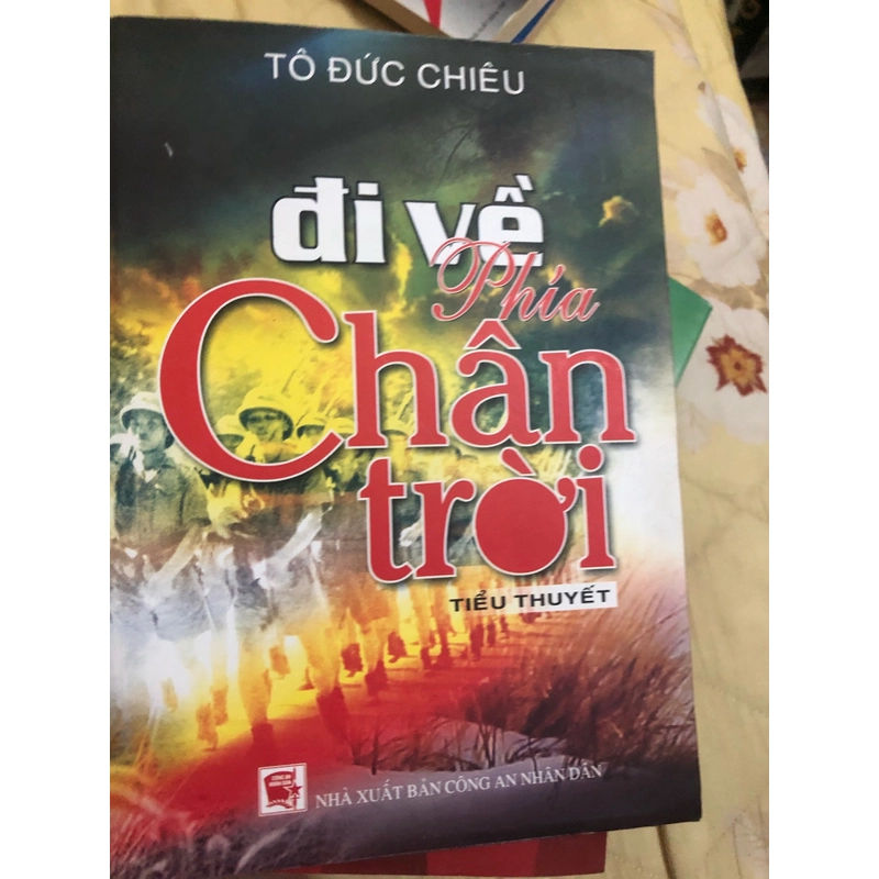 đi về chân trời tô đức chiêu :tiểu thuyết lịch sử 484905
