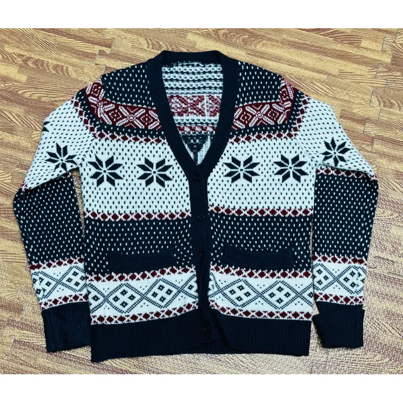 Pass khoác len cuối năm 759588