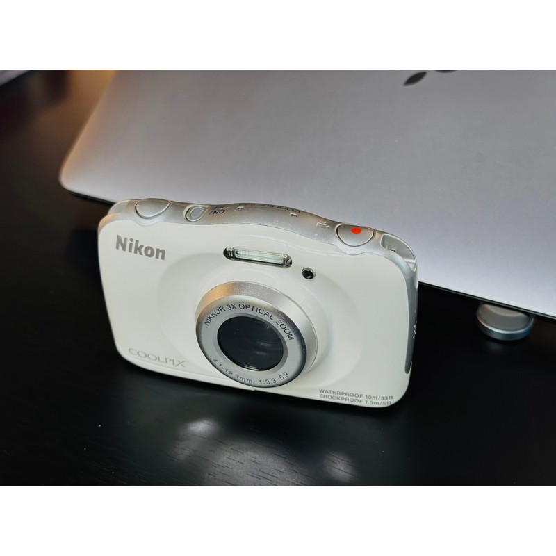 Máy ảnh chống nước Nikon Coolpix S33 189367