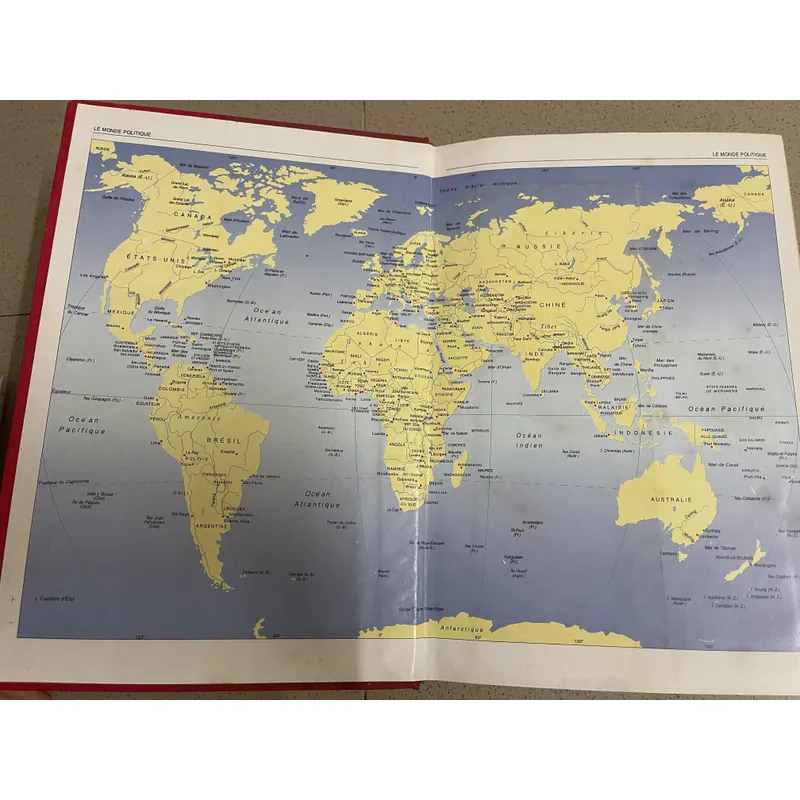 Từ điển Larousse (Pháp)  675184