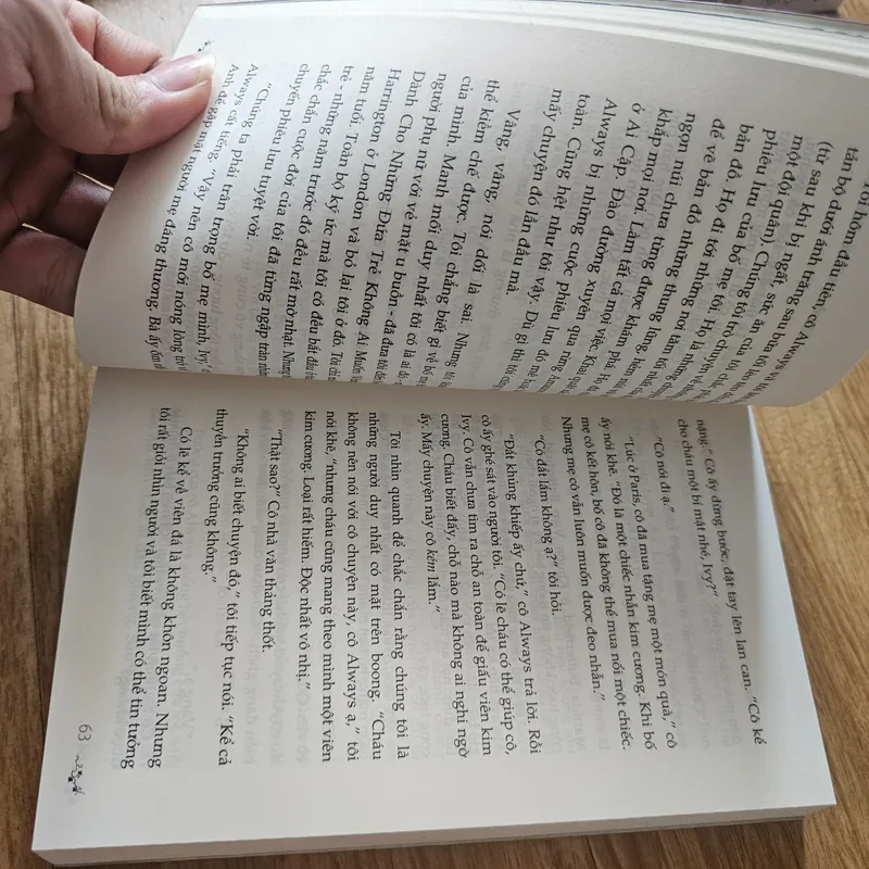 Ai cũng được miễn không phải Ivy Pocket
49k 610834