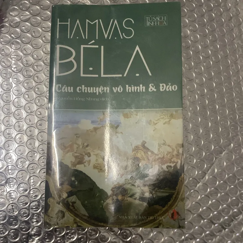 Câu chuyện vô hình và đảo 970198