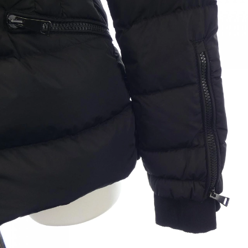 Áo khoác lông vũ MONCLER BETULA 631926