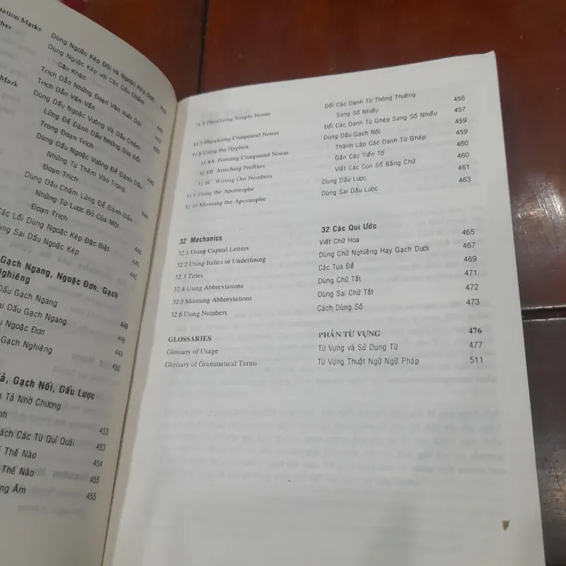 James A.w. Heffernan, John E. Lincoln - WRITING (luyện viết văn) 590929