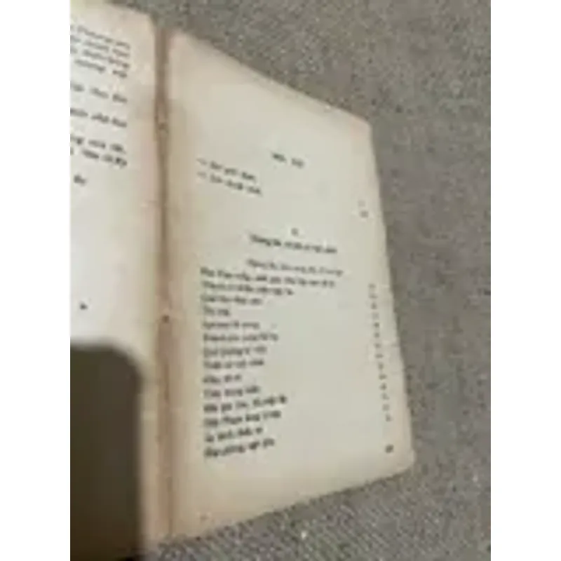 HỒI NHỎ CÁC NHÀ VĂN HỌC VĂN - DƯƠNG THU HƯƠNG- Ý NHI- 574584