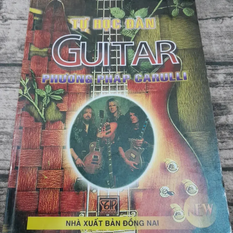 Tự học đàn Guitar theo PP CARULLI. Tác giả Anh Tuấn 749569