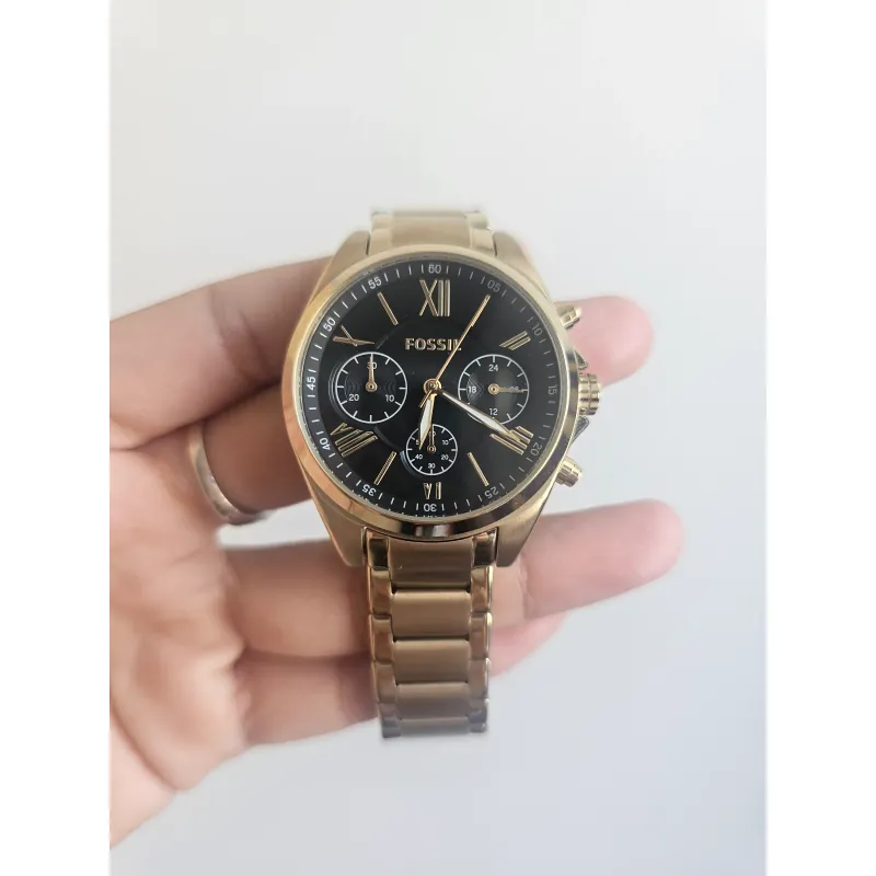 Cần bán đồng hồ fossil nữ còn mới 90% 1008157