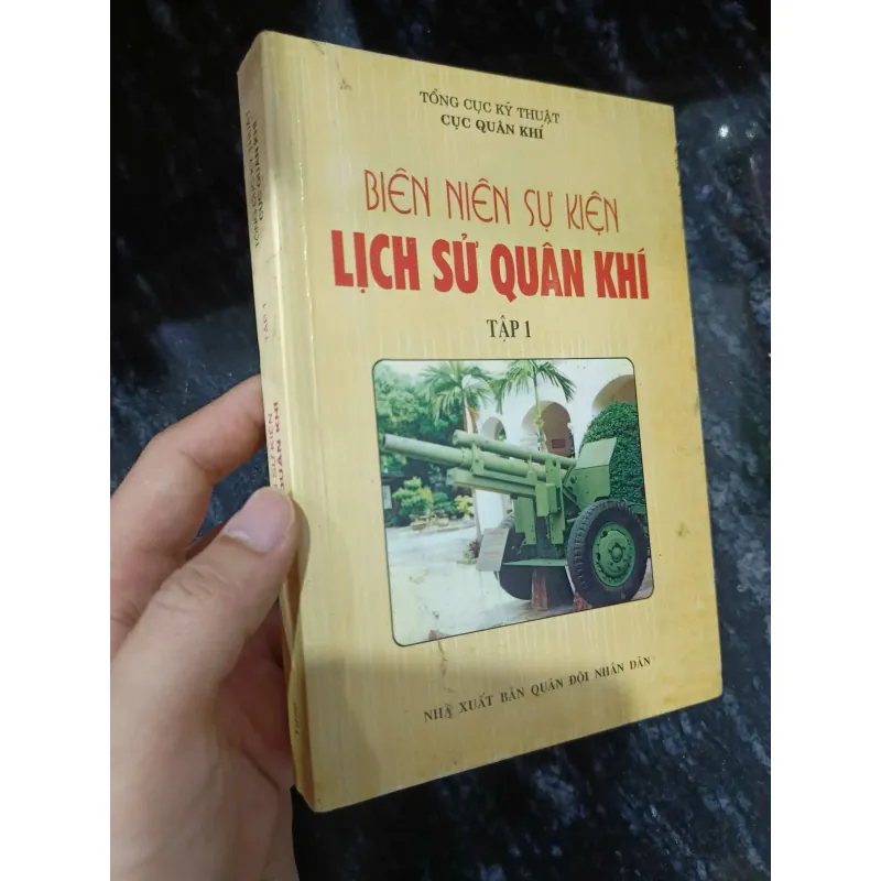 Biên Niên Sự Kiện Lịch Sử Quân Khí - Tập 1 1017985