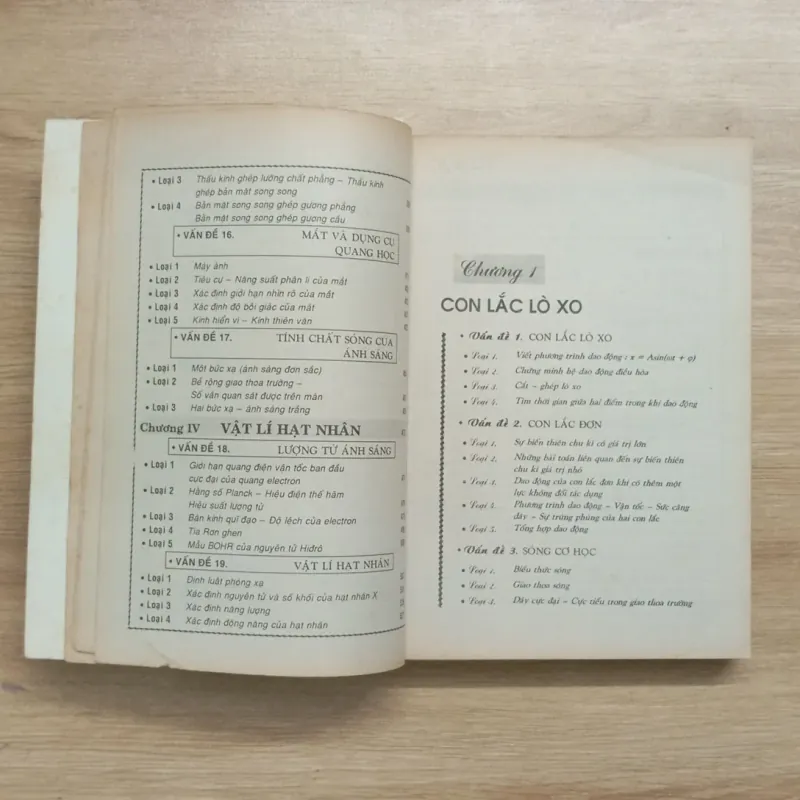 Sách Tuyển tập các bài toán Vật Lý - NXB Trẻ - 1997 925767