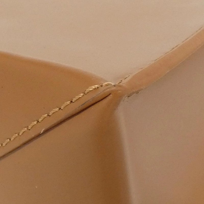 Túi xách A4 tiêu chuẩn Loewe A933R18X14 - Hàng hiệu Authentic 765585