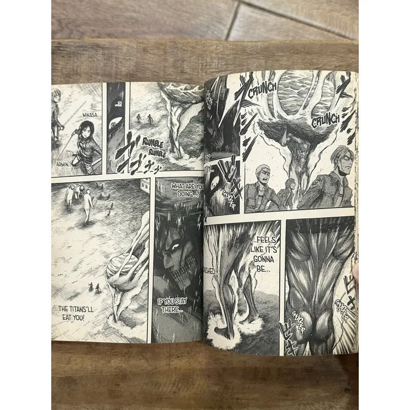 Attack On Titan - Tập 4 (Bản tiếng Anh), đọc ngược 731959