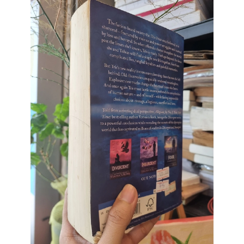 DIVERGENT TRILOGY : Divergent | Insurgent | Allegiant - Veronica Roth 174730