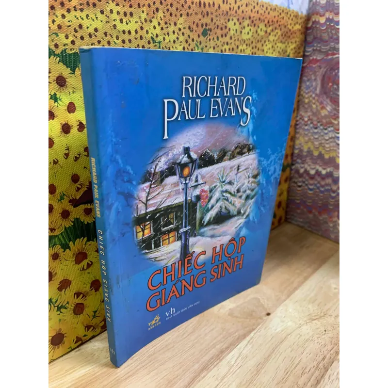 Chiếc hộp Giáng Sinh - Richard Paul Evans 926364