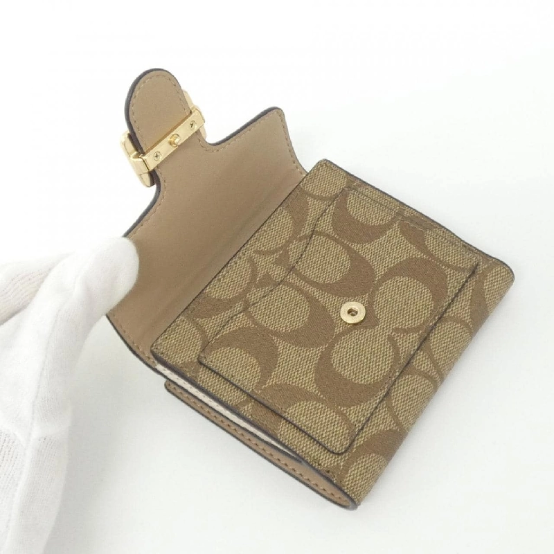 【Sản phẩm mới】Ví Coach C7805 621402