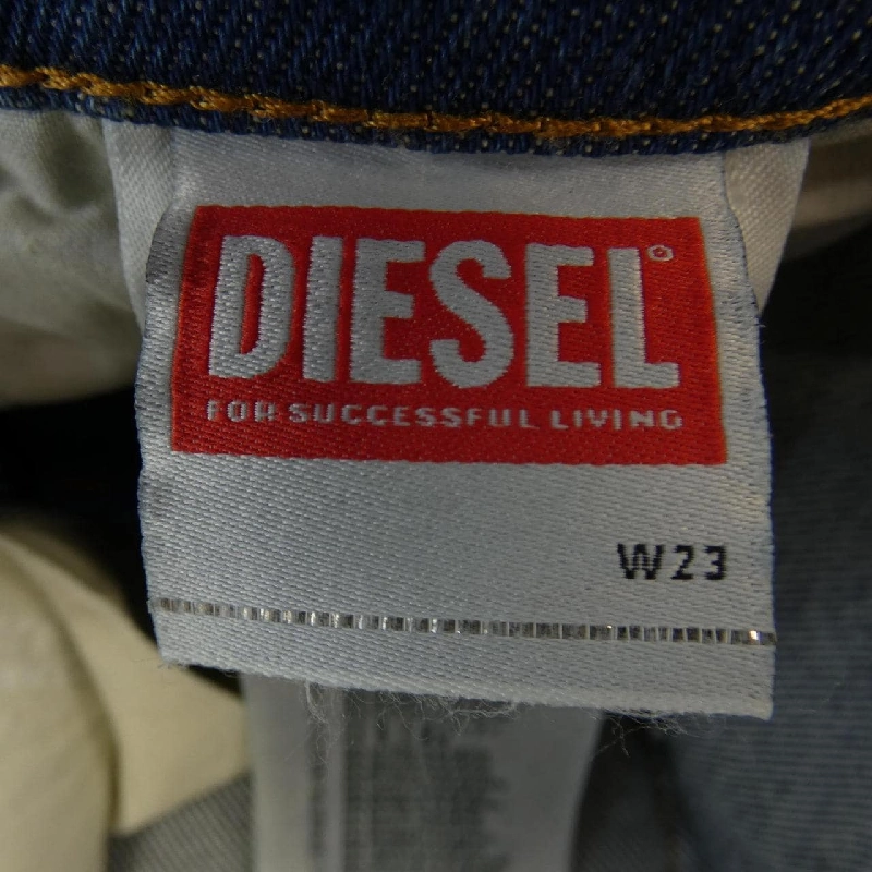 【Mã giảm giá】Quần jeans DIESEL 655473