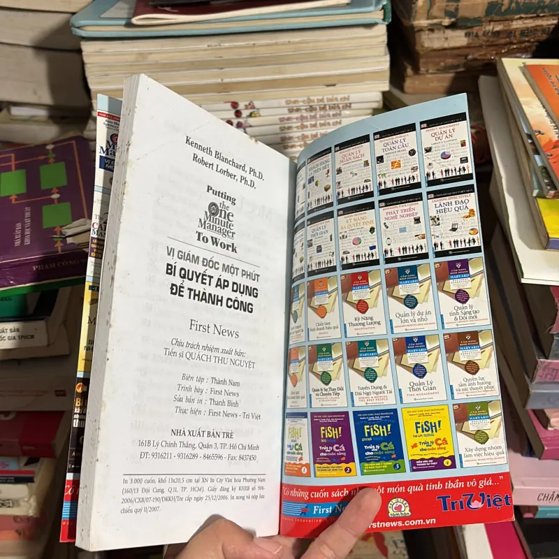 II Sách Kỹ Năng: Vị Giám Đốc Một Phút _ Bí Quyết Áp Dụng Để Thành Công - 2007 779253