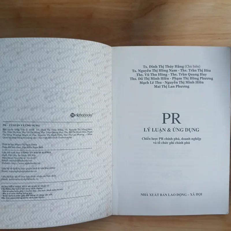 PR Lý Luận & Ứng Dụng - TS. Đinh Thị Thúy Hằng chủ biên 932343