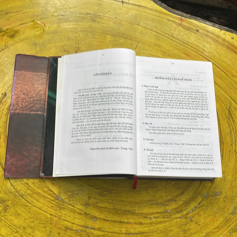 TỪ ĐIỂN ANH - TRUNG - VIỆT - HIỆN ĐẠI VÀ THỰC HÀNH (HAI TẬP) - GS. CAO LĂNG CHỦ BIÊN 603295