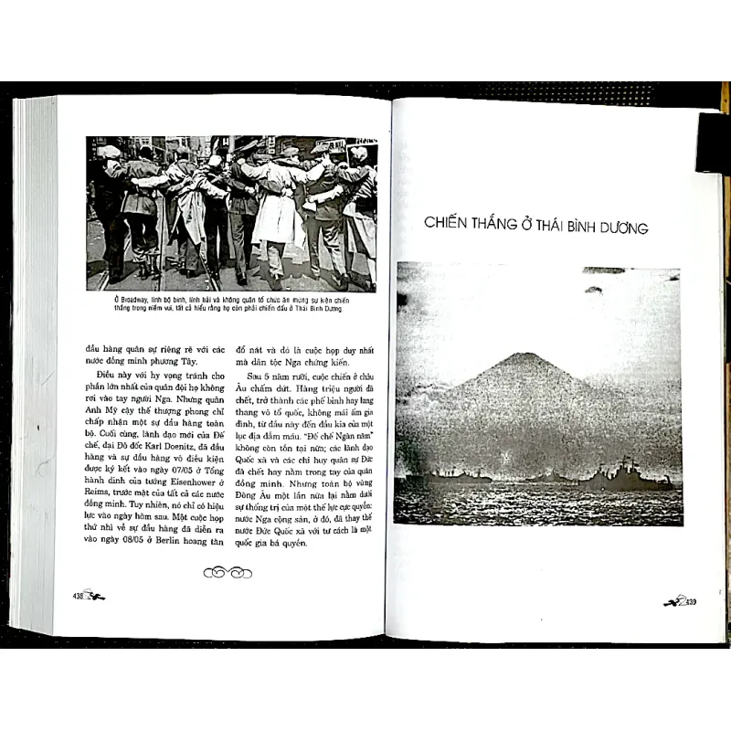 ĐỆ NHỊ THẾ CHIẾN - ABRAHAM ROTHBERG ( Chủ biên) 1042632