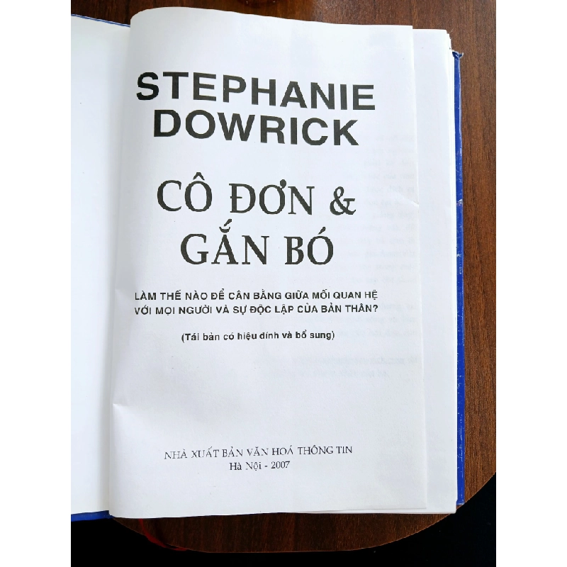 Cô Đơn & Gắn Bó - Stephanie Dowrick 538350