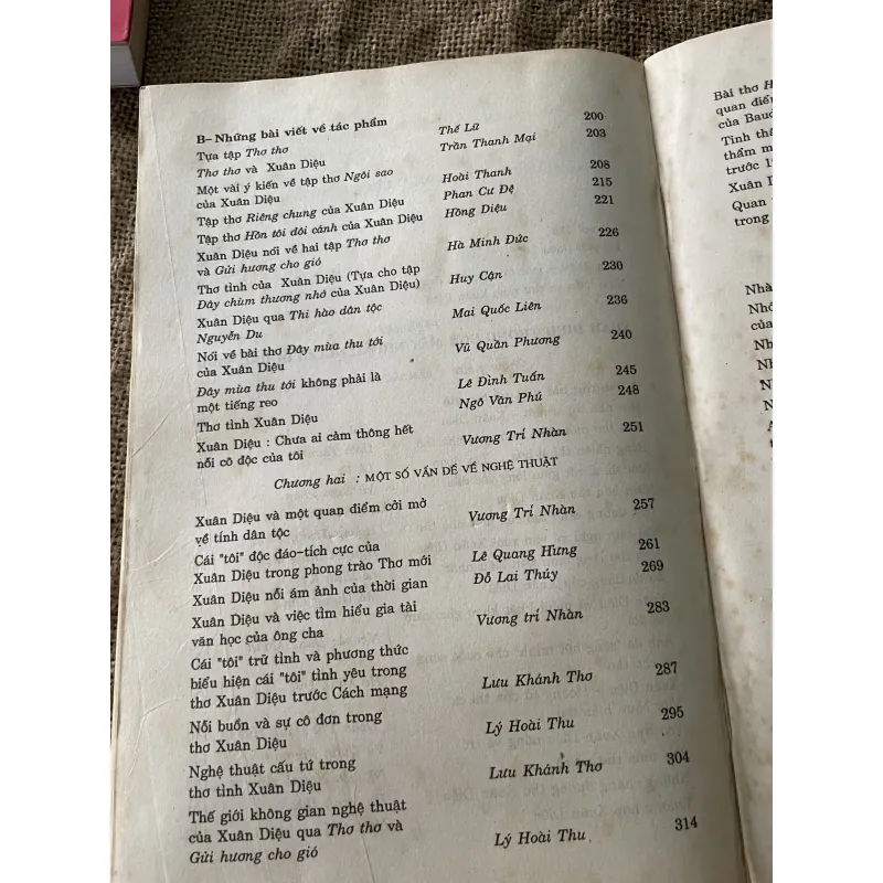 Xuân Diệu - tác gia và tác phẩm  792194