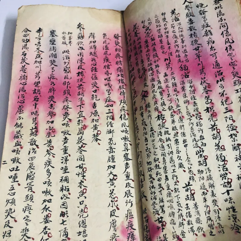 sách Đông Y như hình ,xem chi tiết video 749159