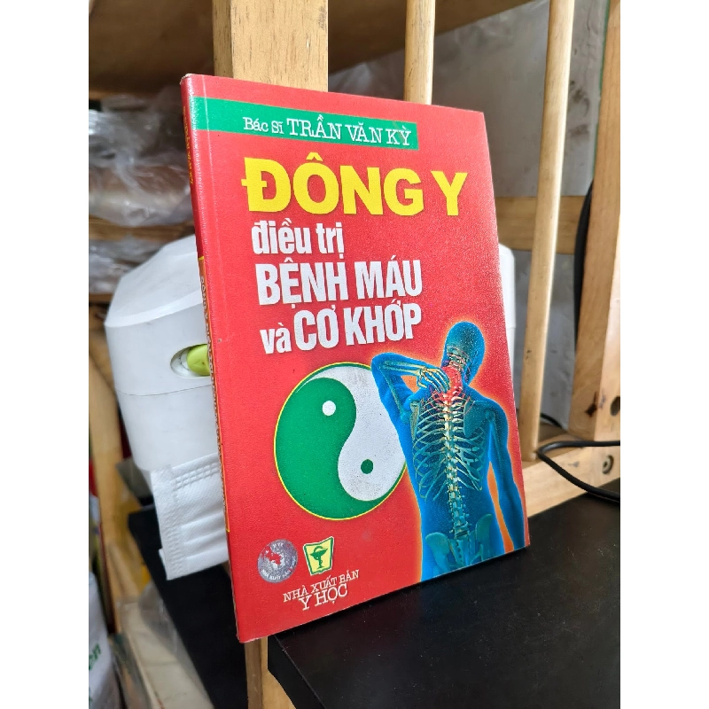 Đông y điều trị bệnh máu và cơ khớp 763446