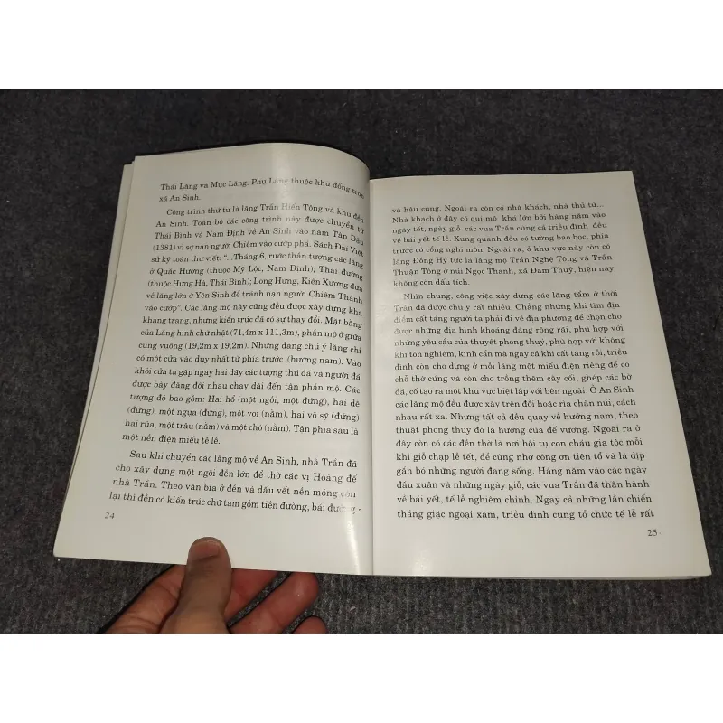 DI TÍCH VÀ DANH THẮNG QUẢNG NINH TẬP I 992576