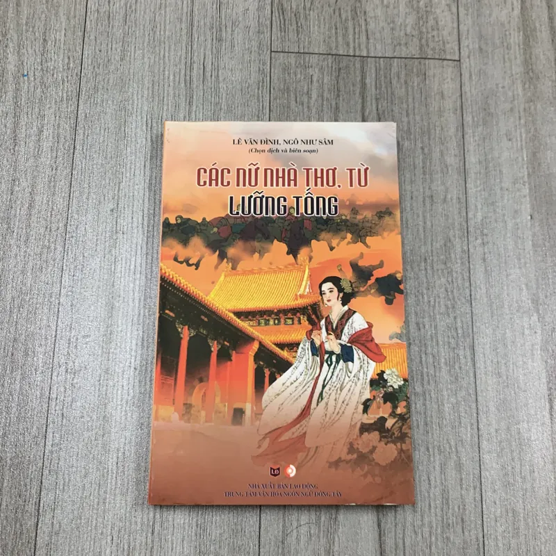 Các nữ nhà thơ từ lưỡng tống. 1b3 689748