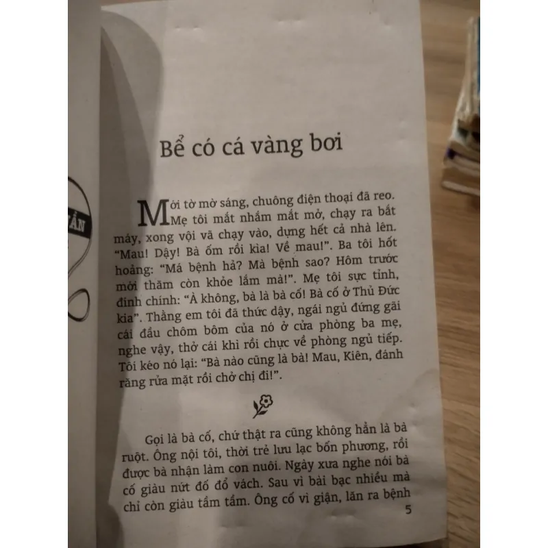 sách "Tuổi Mới Lớn" của Nhà xuất bản Kim Đồng. 
Tên sách là "Nữ Thần Hạnh Phúc". 1025311
