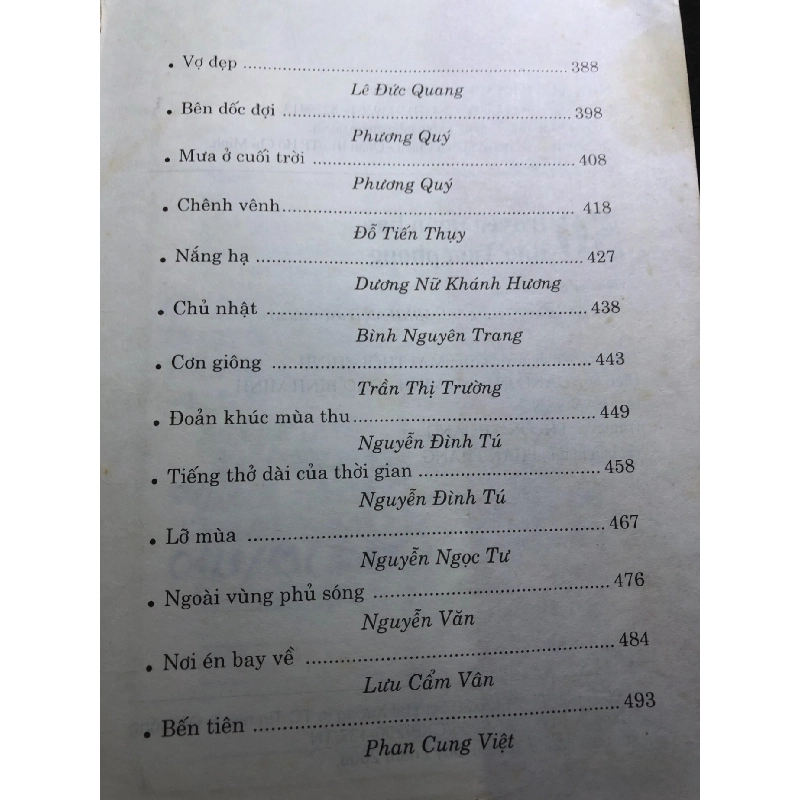 50 Truyện ngắn hay báo Tiền Phong mới 60% ố bong gáy có dấu mộc và viết nhẹ trang đầu 2006 HPB0906 SÁCH VĂN HỌC 914884