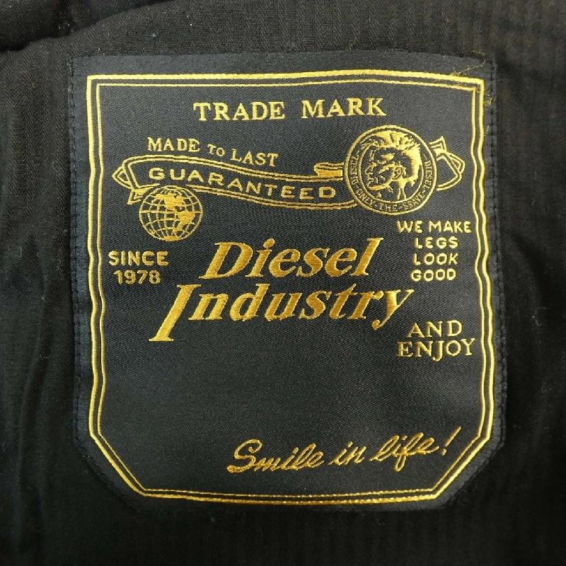 Áo khoác DIESEL - Hàng hiệu Authentic 895995