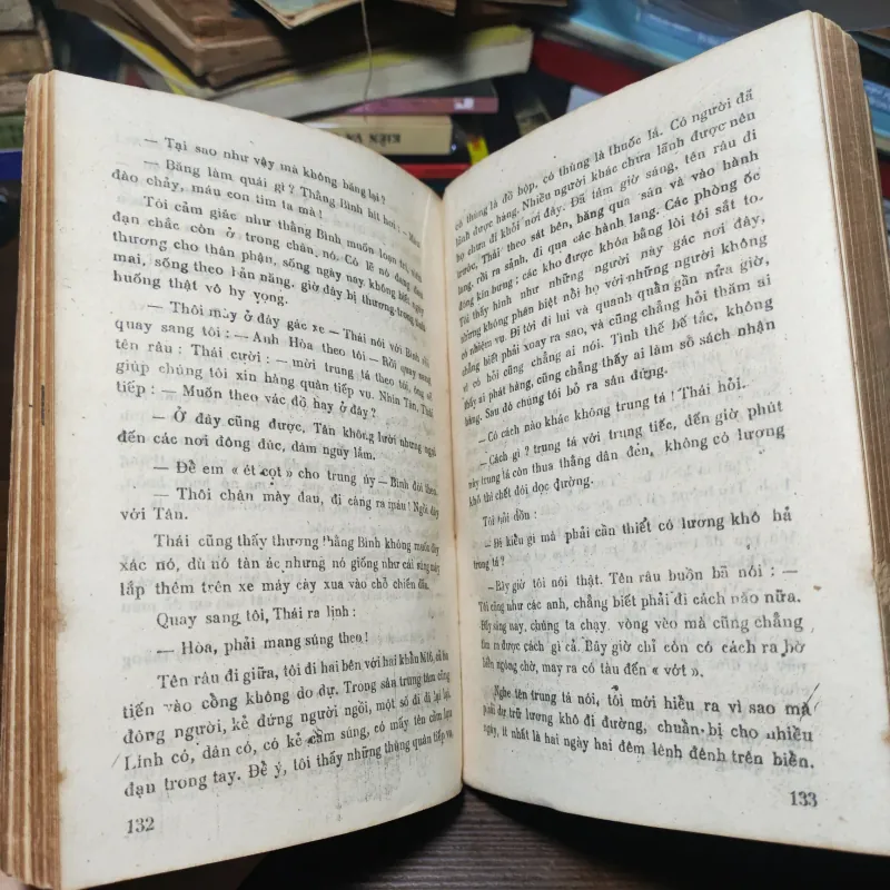 30.4 Chuyện Những Người Tháo Chạy - Tập 2 - Kim Lĩnh 1008570