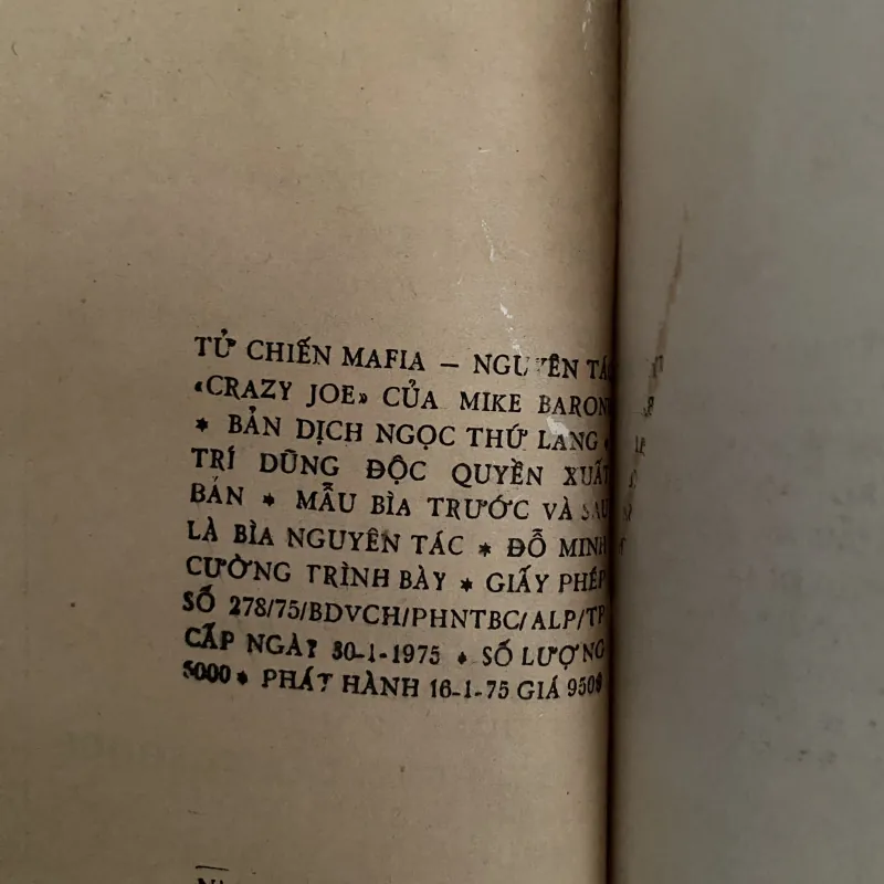 Tử Chiến Mafia (còn có tựa phụ là 1 mình 1 súng) của tác giả Mike Barone 1010579