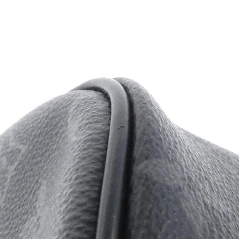 Túi đeo chéo Louis Vuitton Monogram Eclipse M42906 - Hàng hiệu chính hãng 766558