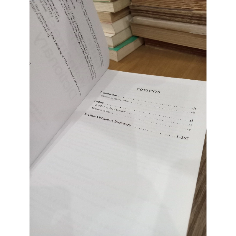 Tuttle English-Vietnamese Dictionary - Nguyễn Đình Hòa, Phan Văn Giưỡng 1020550