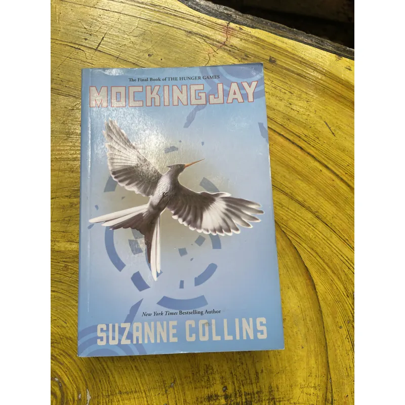 MOCKINGJAY- SUZANNE COLLINNS 603021