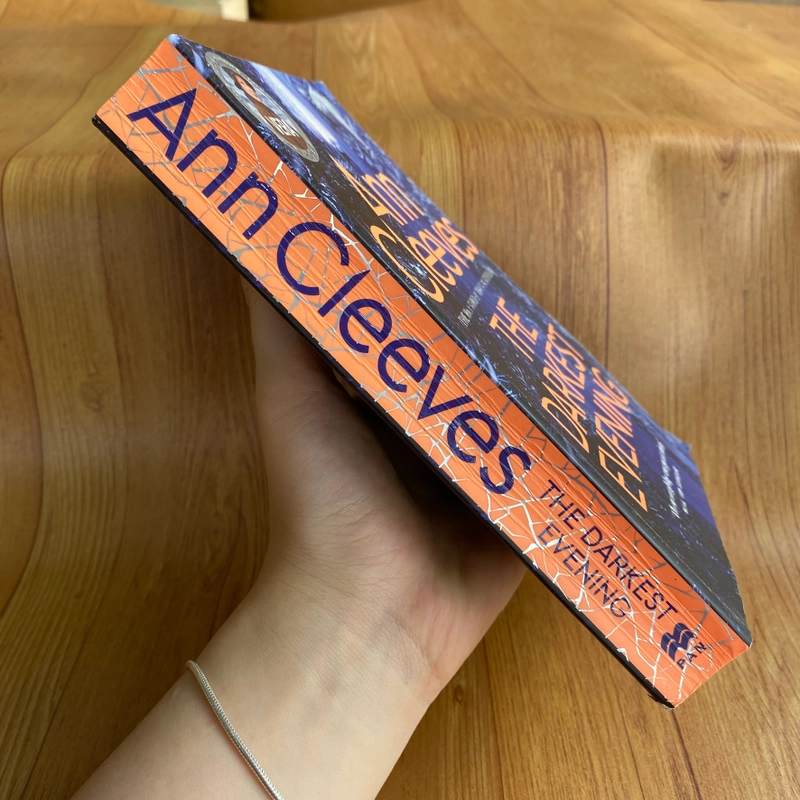 (Tiếng Anh) The Darkest Evening - by Ann Cleeves - Lion Bookstore Sách ngoại văn cũ 469451