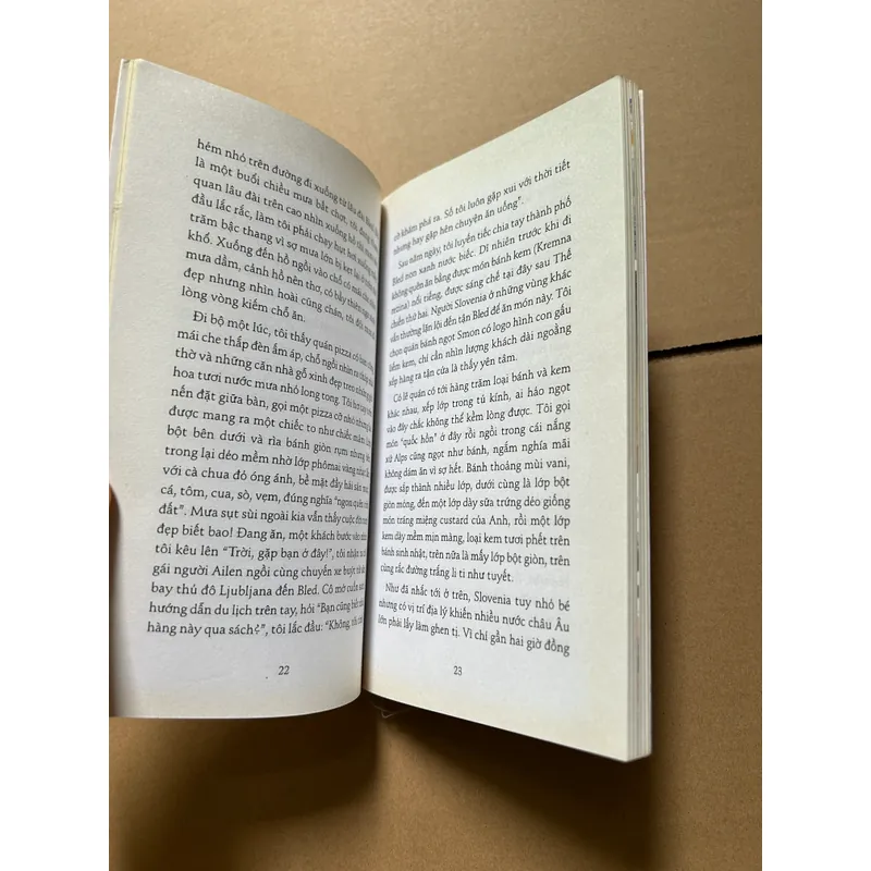 Bánh mì thơm, cà phê đắng - Ngô Thị Giáng Uyên 703327