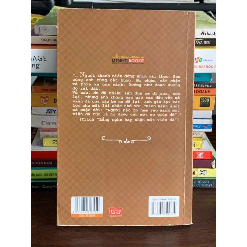 Những bài học vô giá – Lắng nghe hay nhận một viên đá – Mai Hương, Vĩnh Thắng 563549