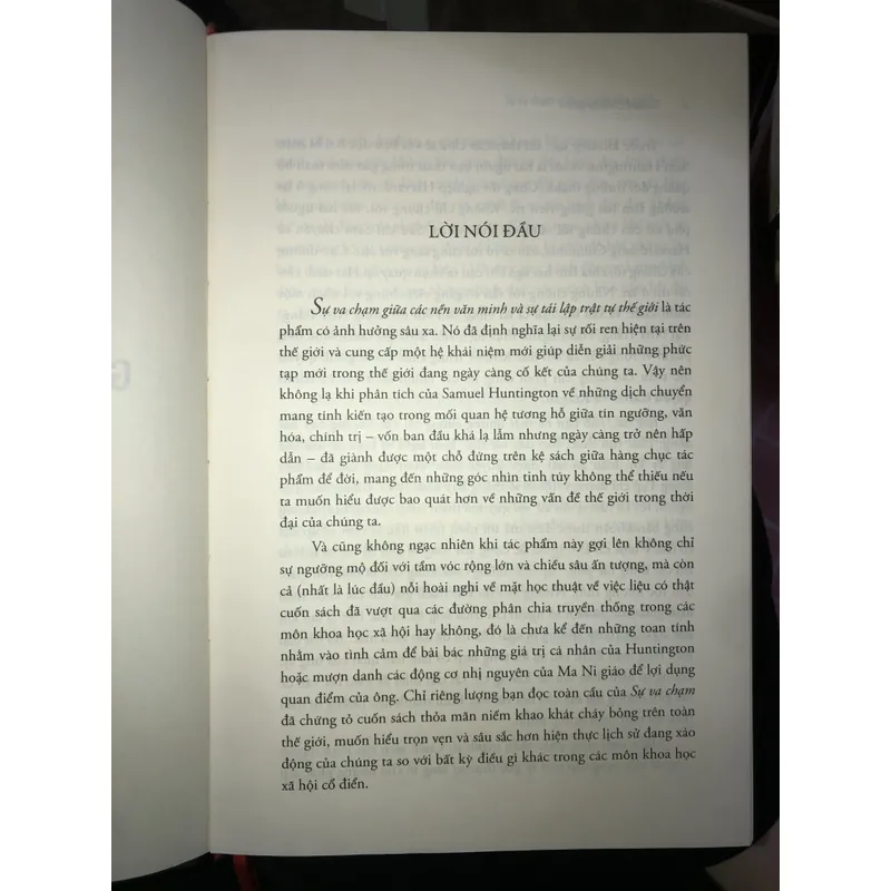 Sự va chạm giữa các nền văn minh và sự tái lập trật tự thế giới 730612