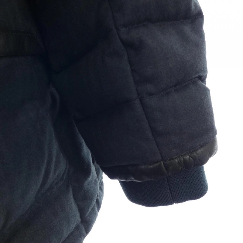 Áo khoác lông vũ BRIONI - Hàng hiệu Authentic 901880