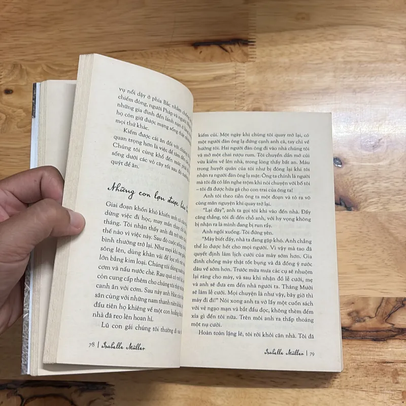 II Tựa sách: LOAN _ Từ Cuộc Đời Của Một Con Chim Phượng Hoàng - ISABELLE MULLER - 2018 689830