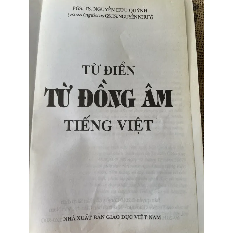 Từ điển từ đồng âm tiếng Việt - Nguyễn hữu Quýnh  1020237