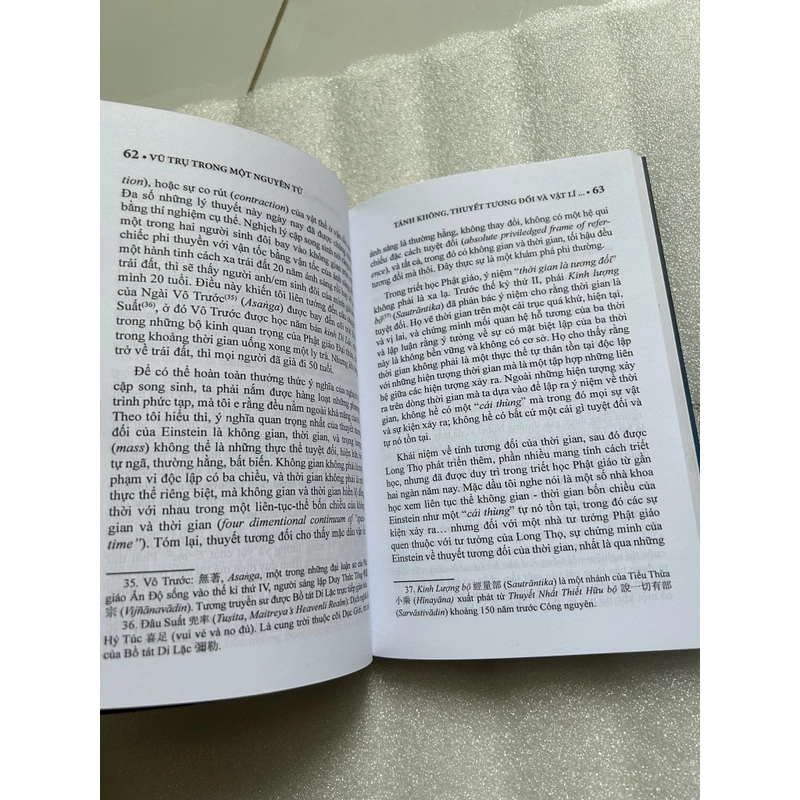 Vũ trụ trong một nguyên tử 530862
