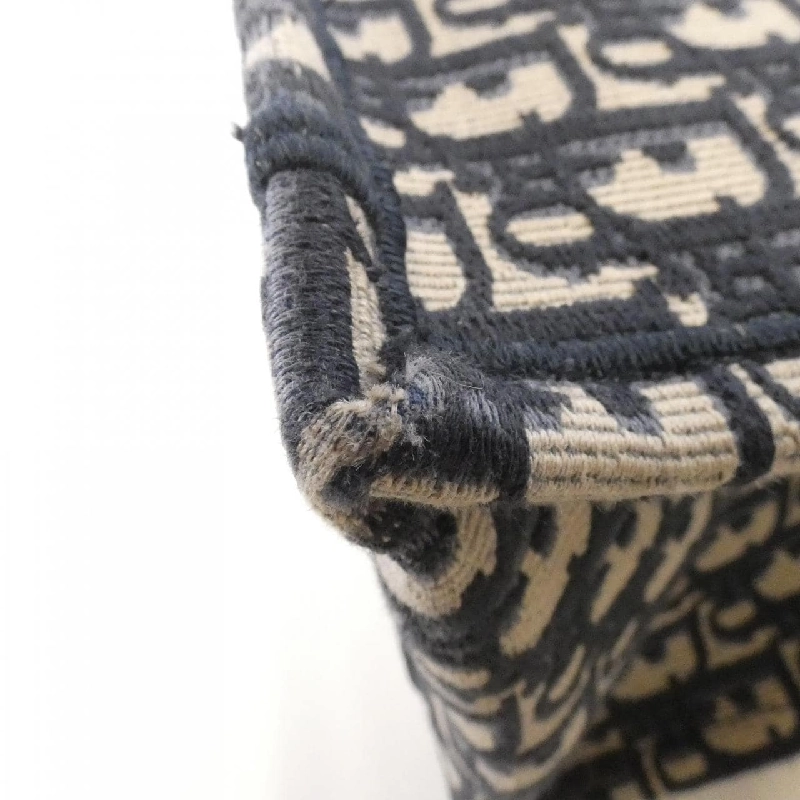 Túi xách Dior Book Tote Medium M1296ZRIW - Hàng hiệu Authentic 764193