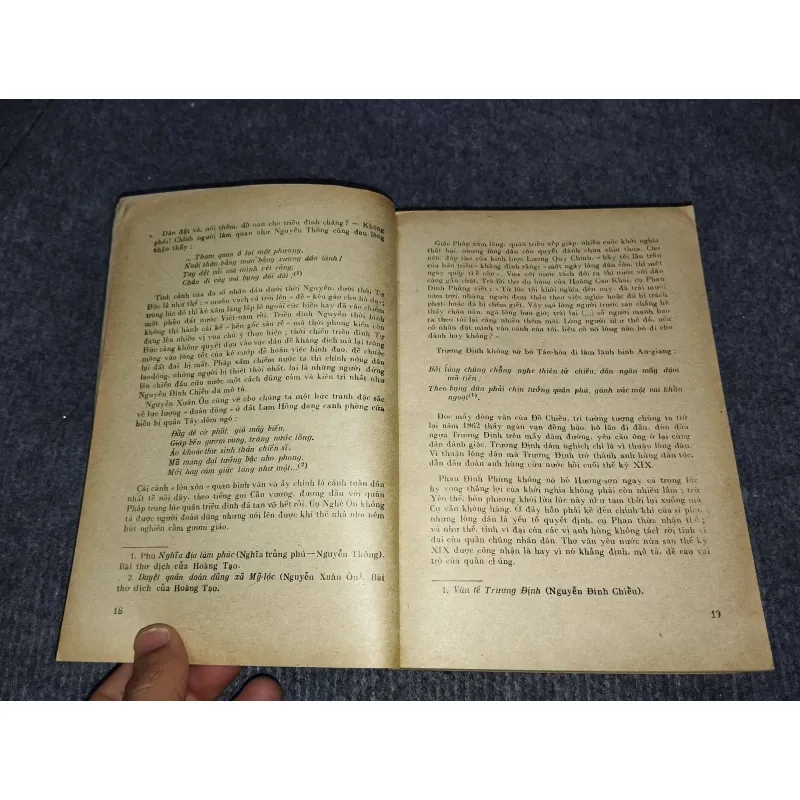 THƠ VĂN YÊU NƯỚC NỬA SAU THẾ KỶ XIX (1858 - 1900) 957866