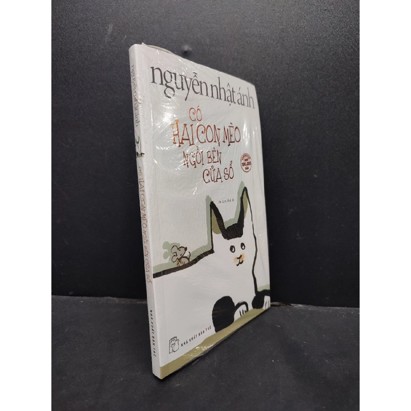 Có Hai Con Mèo Ngồi Bên Cửa Sổ mới 100% HCM1406 Nguyễn Nhật Ánh SÁCH VĂN HỌC 915387