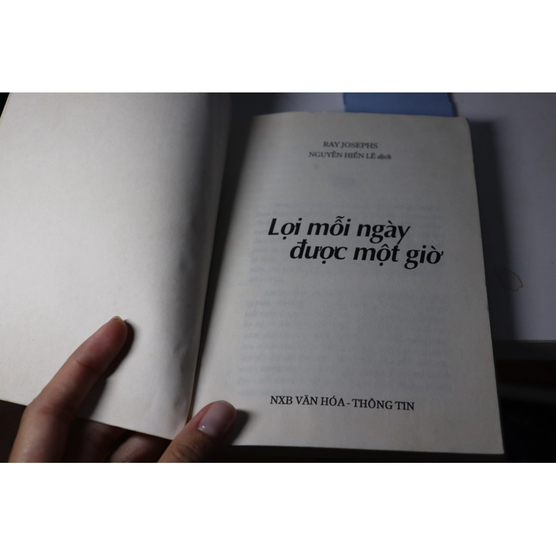 Lợi mỗi ngày được một giờ - Nguyễn Hiến Lê 472873