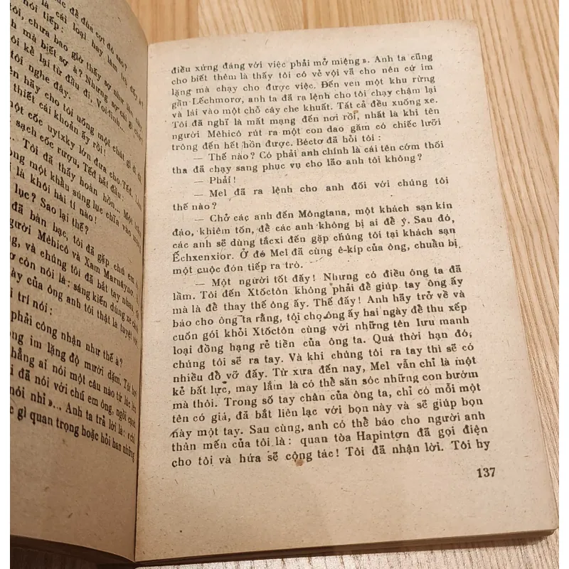 Truyện trinh thám cổ điển: THẢM KỊCH Ở STOCKTON (nhà văn Charles Exbrayat) 788762